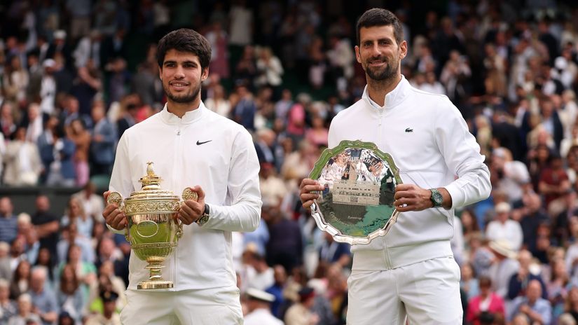 Carlos Alcaraz & Novak Djokovic after the last year's final (©Getty Images)