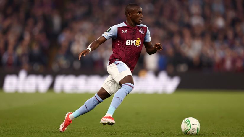 Moussa Diabyal in action (©Naomi Baker/Getty Images)