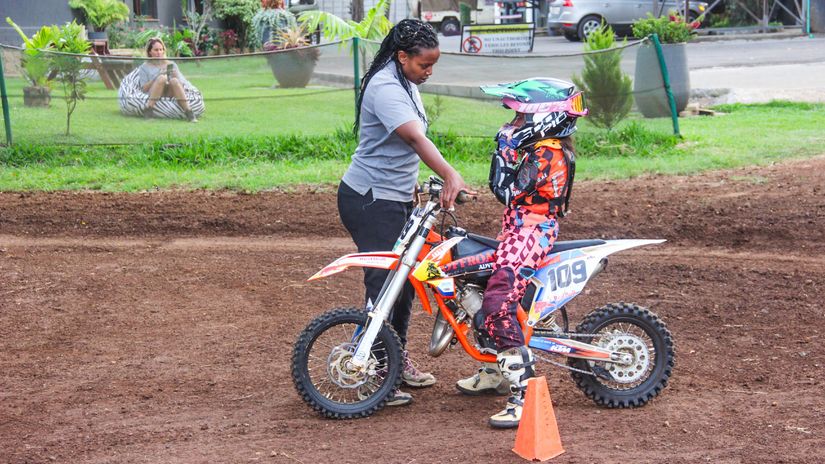 Trainer Sharon Maingi offering guidance to a young rider © Courtesy 