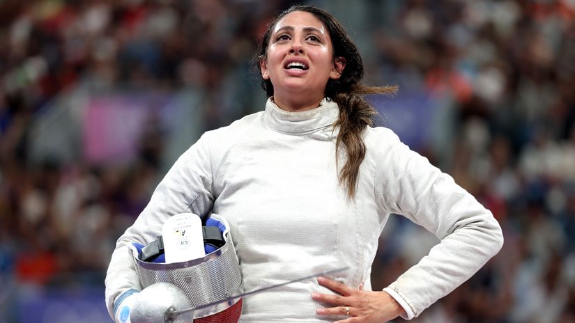 Paris Olympics: Pregnant fencer melts people's hearts