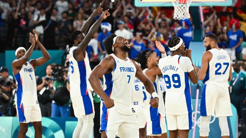 The thrilled French after the victory(©AFP)