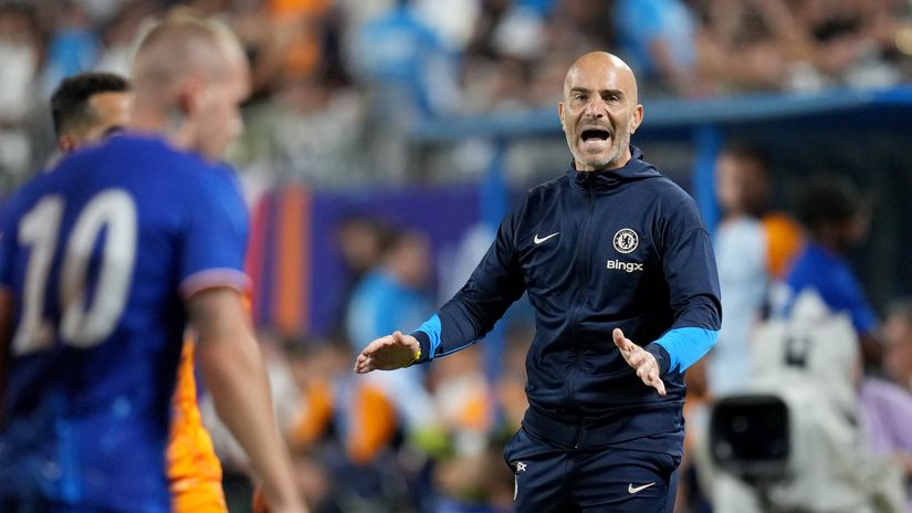 Enzo's struggles: "You can't work with 43 players, 15 of them aren't even training with the first team"