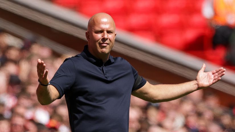 Arne Slot (©Getty Images)