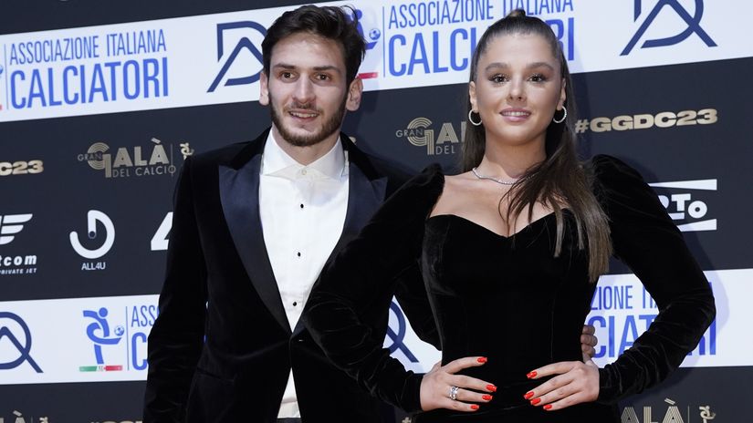 Kvaratskhelia with his wife Nitsa (©Getty Images)