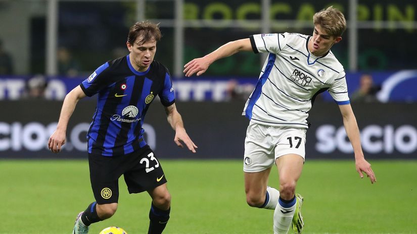 Barella of Inter and De Ketelaere of Atalanta in action during the last Derby Nerrazzuro(©Marco Luzzani/Getty Images)
