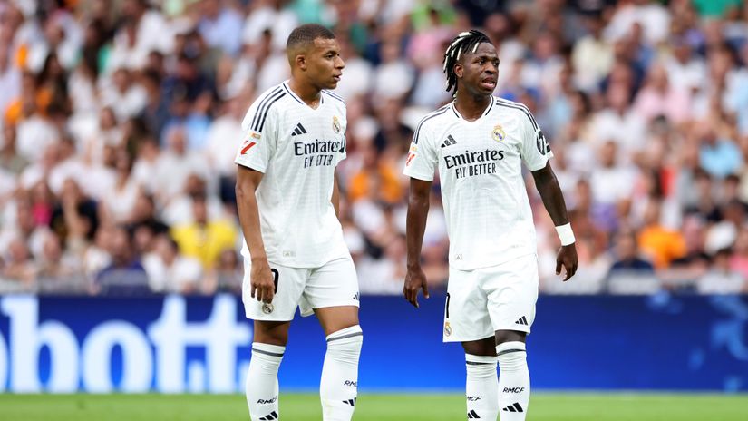 Only one can take the pen(©Florencia Tan Jun/Getty Images)