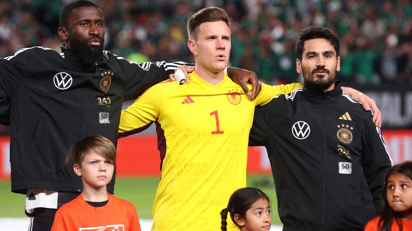 Ter Stegen with Rudiger and Gundogan representing Germany (©Getty images sport)