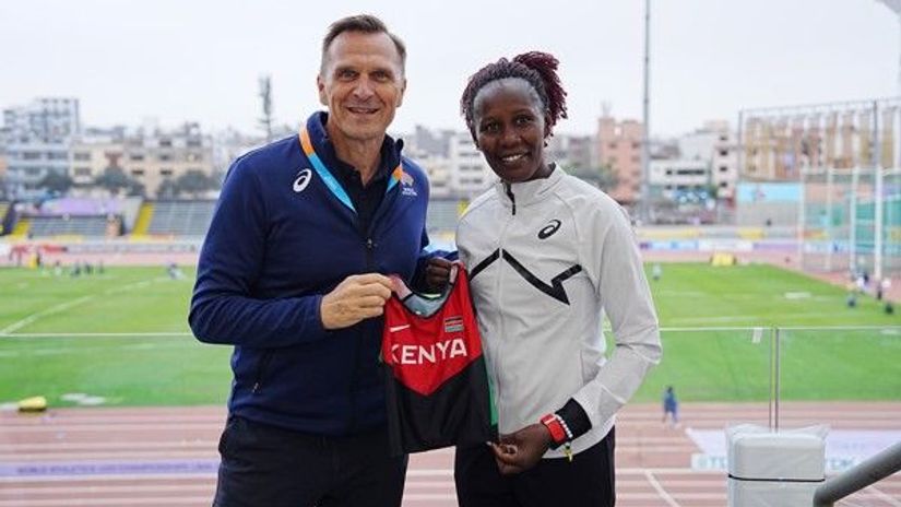 Inspiring message from Janeth Jepkosgei after donation to World Athletics Museum