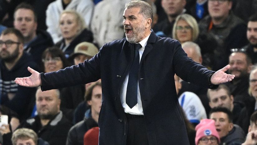 Ange Postecoglou in disbelief (©Mike Hewitt/Getty Images)