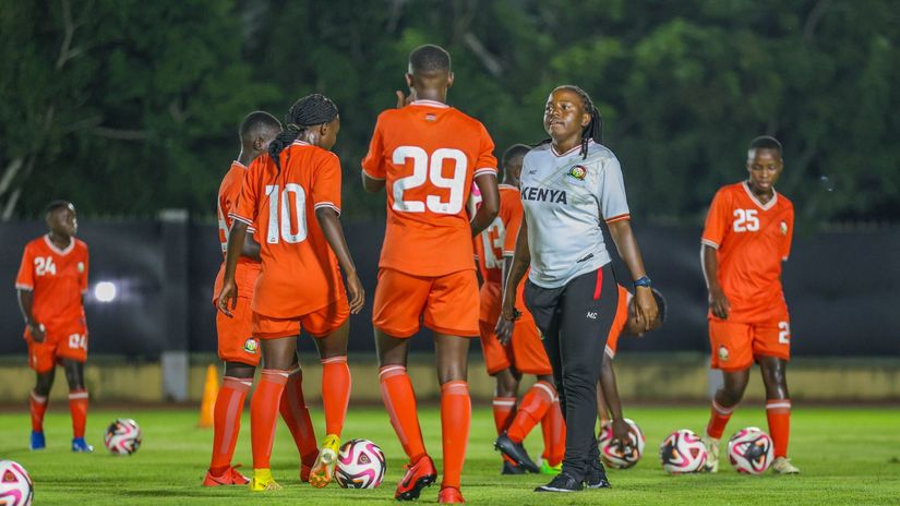 © Harambee Starlets