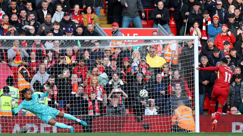 Salah scores the opener (©Carl Recine/Getty Images)