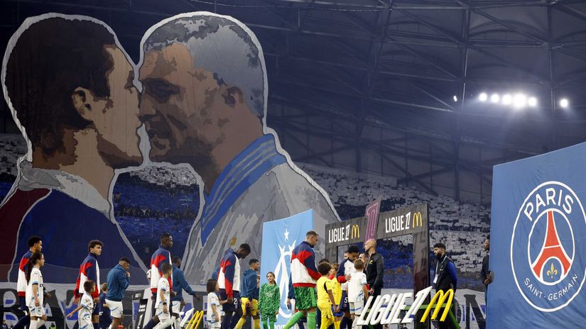 When the referee destroys the biggest French derby…