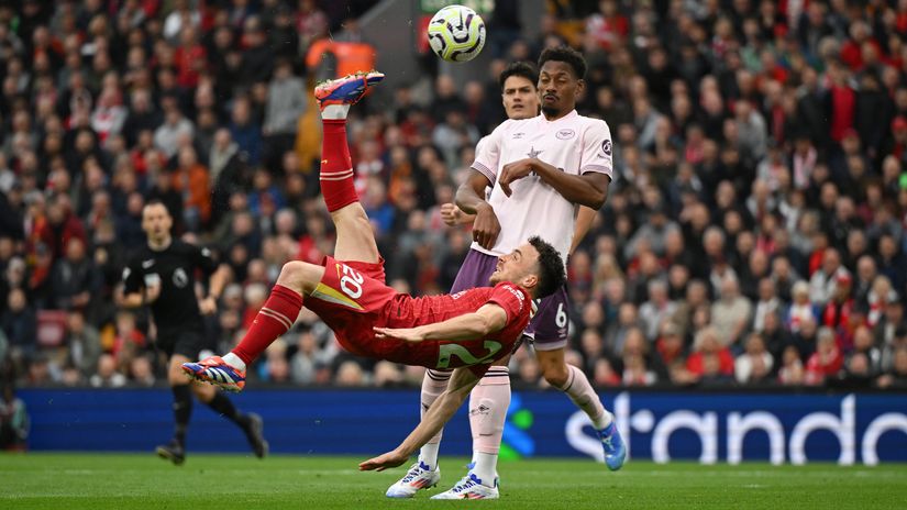Diogo Jota in action for Liverpool (©Michael Regan/Getty Images)