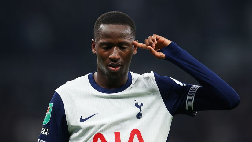 Spurs end City’s unbeaten streak, reach League Cup quarter-finals with a Sarr stunner