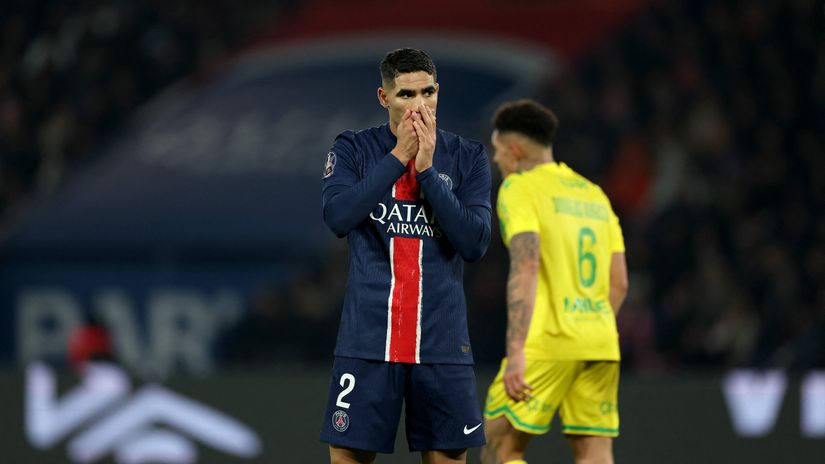 Hakimi in shock(©AFP)