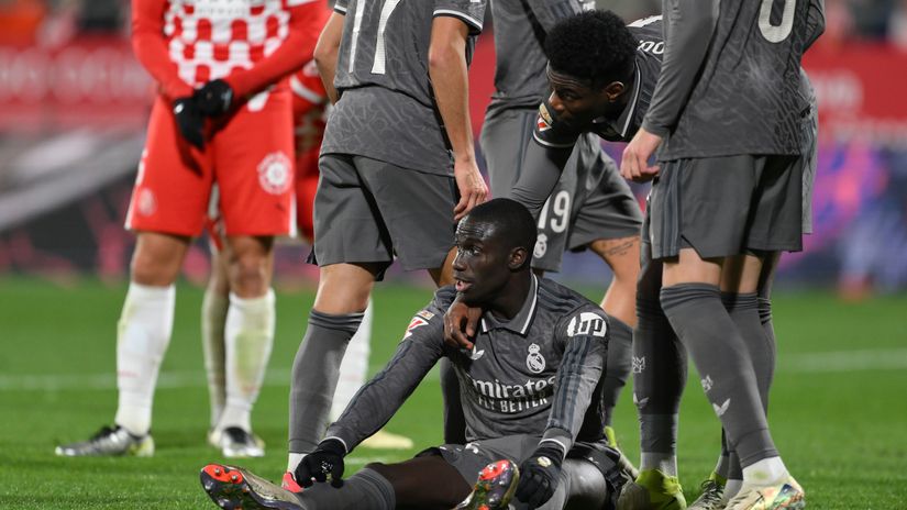 Real Madrid prepare another bed in their hospital