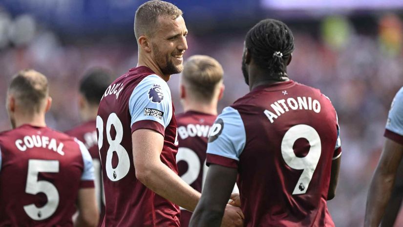 Soucek and Antonio have been playing together for years (©Gallo images)