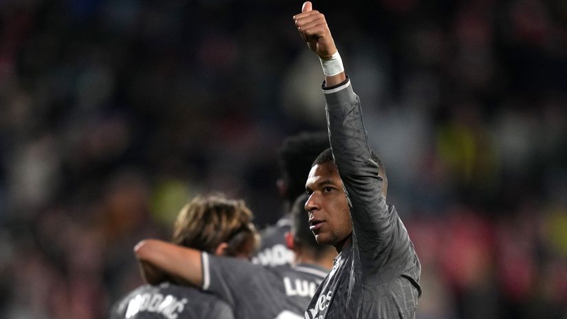 Kylian Mbappe (©Alex Caparros/Getty Images)