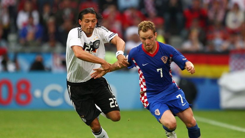 Kevin Kuranyi in action for Germany against his wife's homeland, Croatia, at EURO 2008(©Clive Mason/Getty Images)