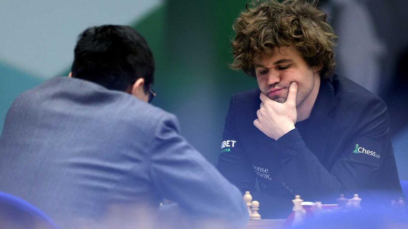 Carlsen disqualified from World Championship because of - clothes!?