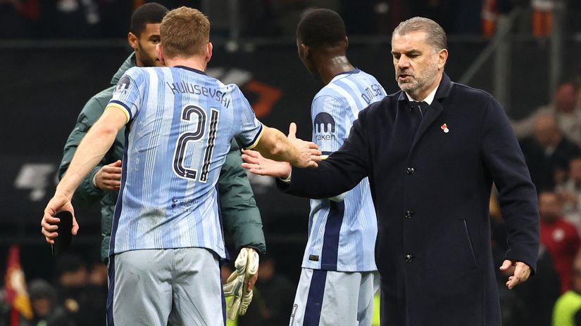 Kulusevski and Postecoglou (©Gallo Images)