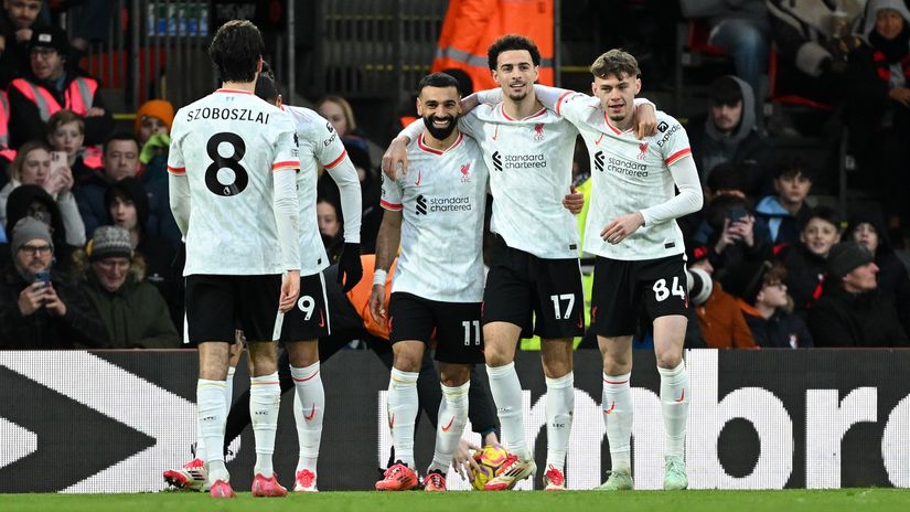 Pharaoh leads Reds towards the title! Mighty Salah eats Cherries for a vital away win