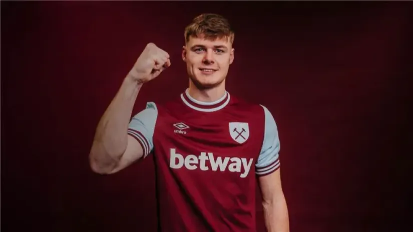 Evan Ferguson (©WHU)