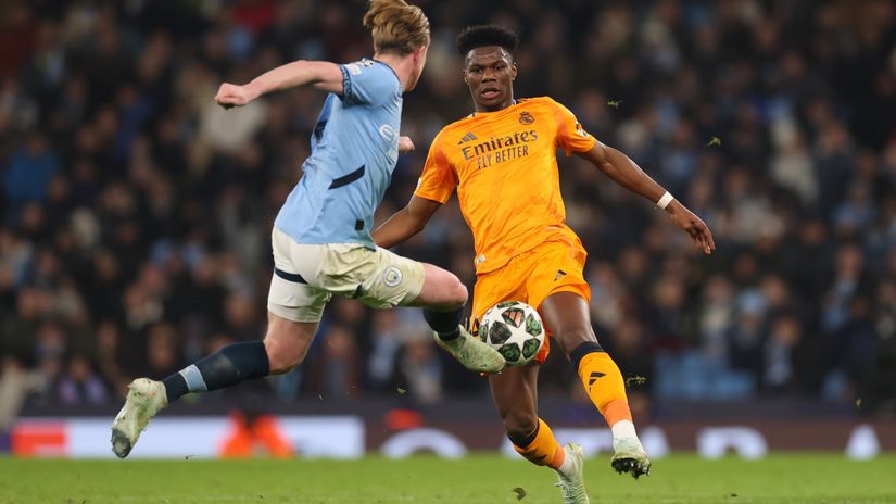 Tchouameni last night against De Bruyne of Man City (©Carl Recine/Getty Images)