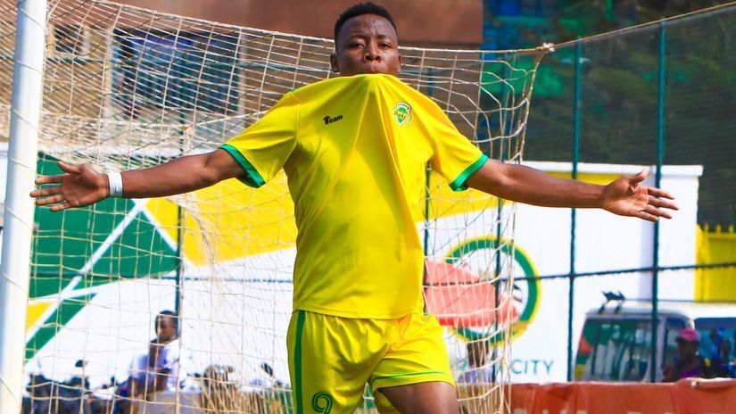 Tanzanian striker yet to give up on FKFPL 'Golden Boot' despite trailing Ogam by eleven goals