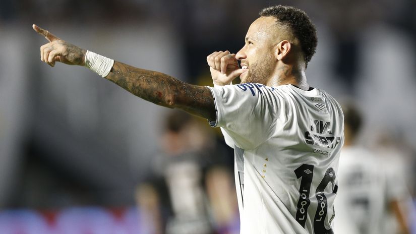 Neymar at Santos (©Getty Images)