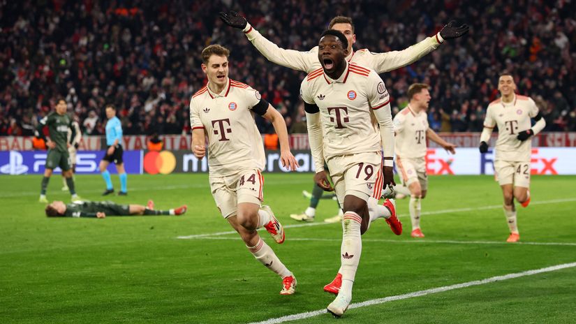 Bayern players celebrating the goal (©Getty Images)