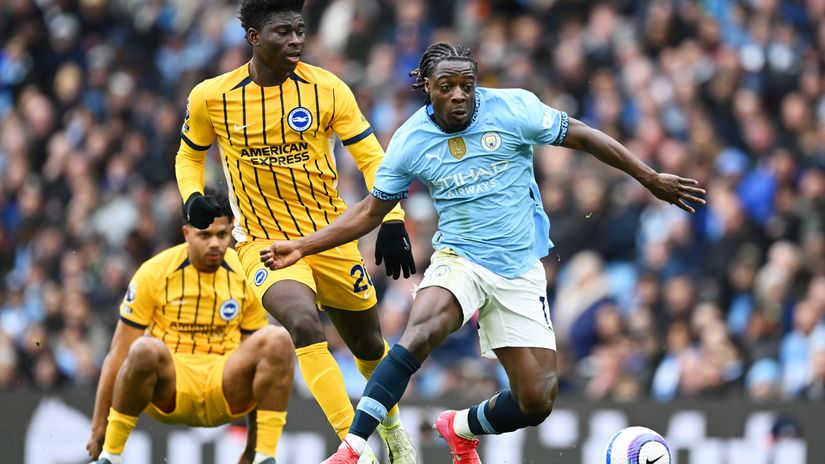 Jeremy Doku in action against Brighton (©Gareth Copley/Getty Images)