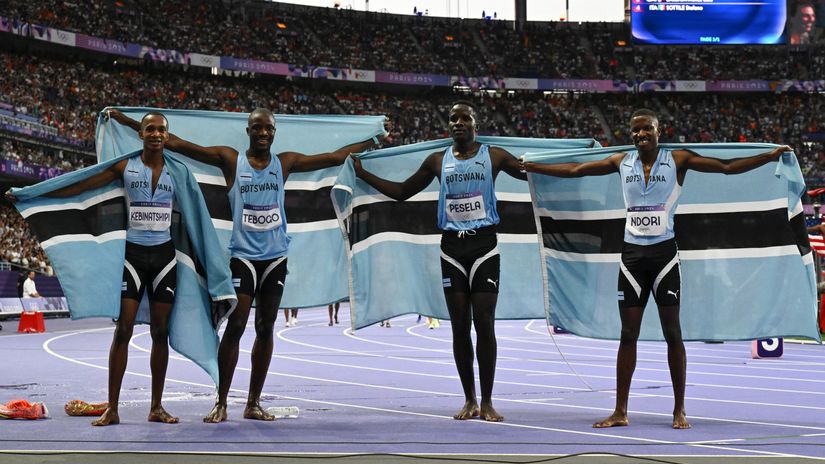 Botswana's 4x400m team at the Paris 2024 Olympics ©AFP