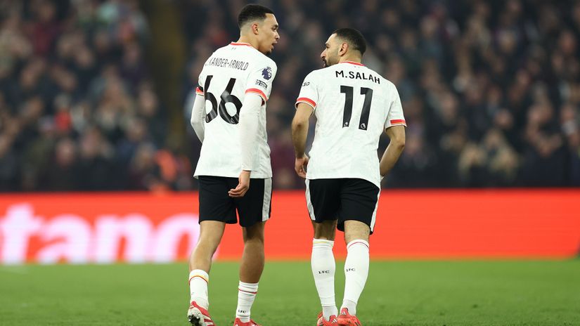Trent Alexander-Arnold and Mohamed Salah (©Getty Images)