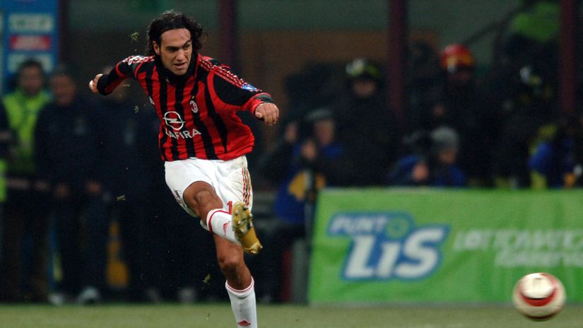 Nesta in action for Milan in 2005 (©Etsuo Hara/Getty Images/Gallo Images)