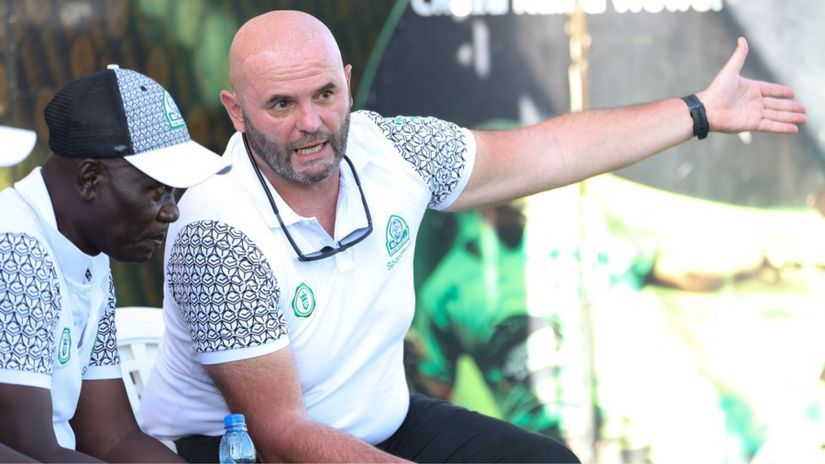 Drama as Gor Mahia coach expels three technical bench members, accuses them of sabotage