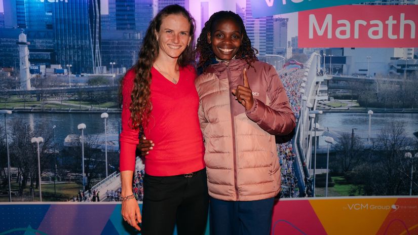 Betty Chepkemoi and Fabienne Königstein © VCM / Michael Kvick
