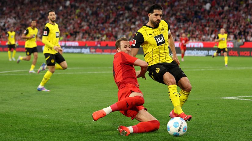 Kane of Bayern and Can of Dortmund in a fierce duel (©Adam Pretty/Getty Images)