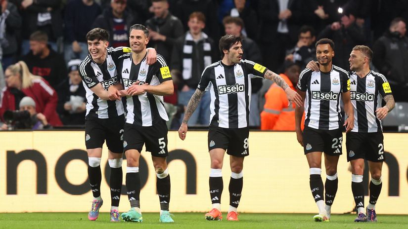 The Magpies seem unstoppable (©George Wood/Getty Images)