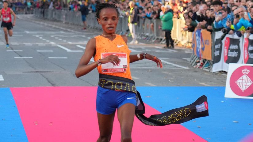 Beatrice Chebet © World Athletics 