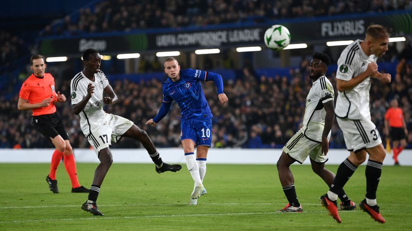 Mudryk in action for Chelsea in the Conference League (©Mike Hewitt/Getty Images)