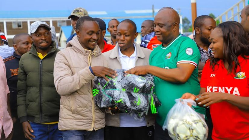 Godfrey Ososti (In Green top) © Brian Odhiambo