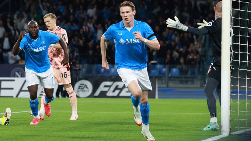 McTominay and Lukaku celebrating it for Napoli (©Francesco Pecoraro/Getty Images)