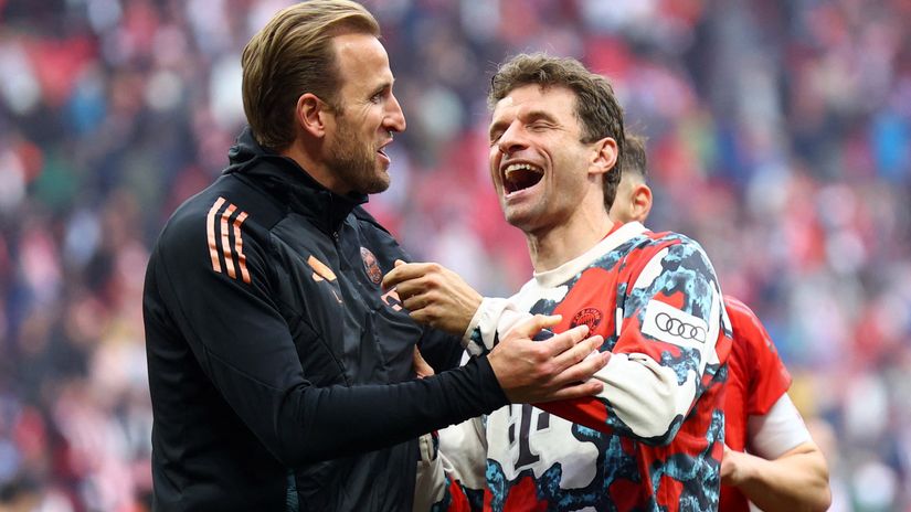 Finally - Harry Kane has won a trophy!