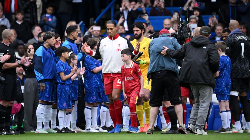 On the top of everything, they will have to applaud others