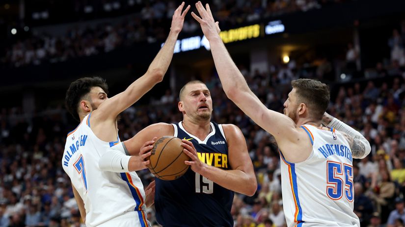 Jokic couldn't get past OKC players (©Matthew Stockman/Getty Images)