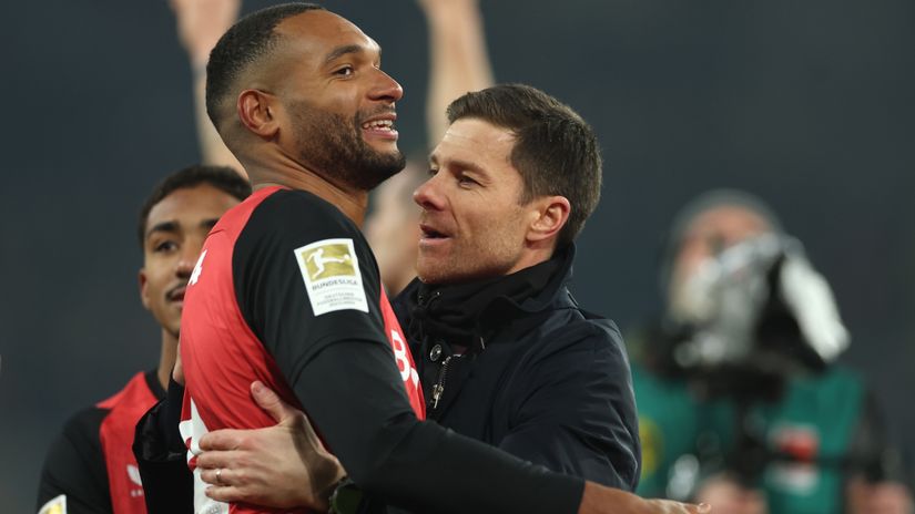 Tah and Xabi Alonso during their Leverkusen days (©Lars Baron/Getty Images)