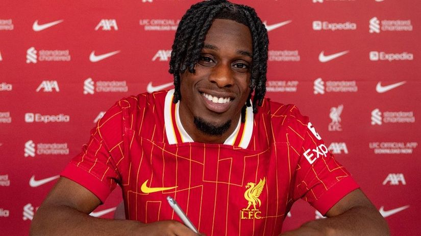 Anfield Dutch connection: Frimpong joins trio as Reds warm up for Wirtz