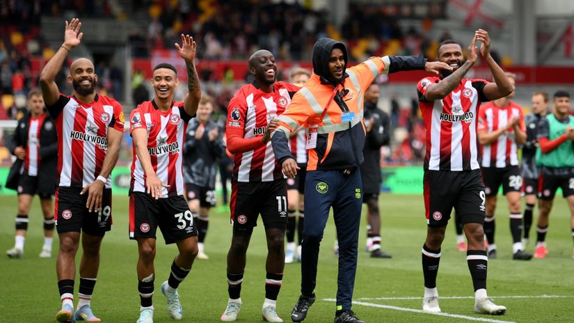 Manchester adding another African star