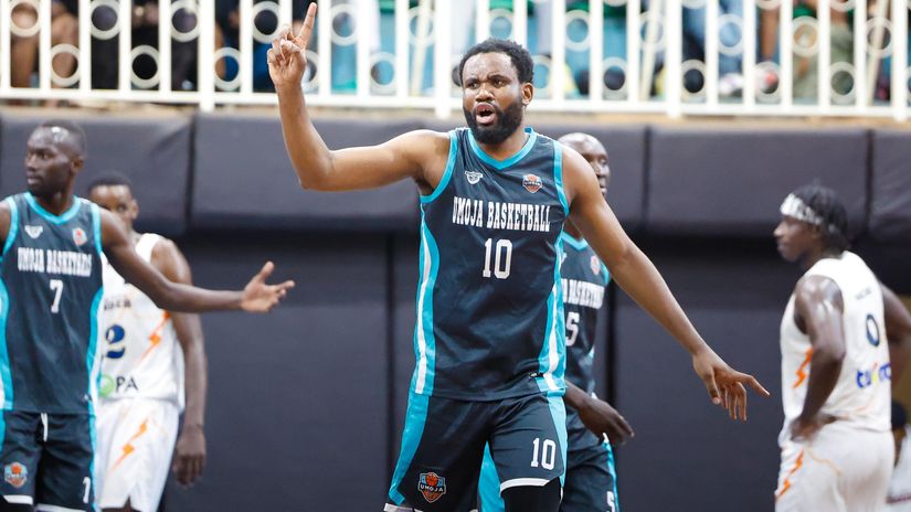 Joel Ntambwe in action against NCT© Mozzart Sport